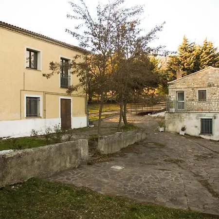 فندق مبيت وإفطار Il Borgo Delle Arti Armento